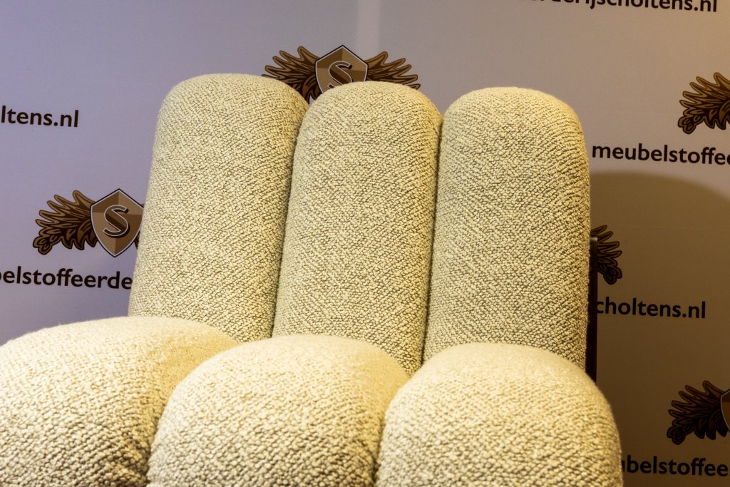 De Humbert & Poyet Théodore fauteuil