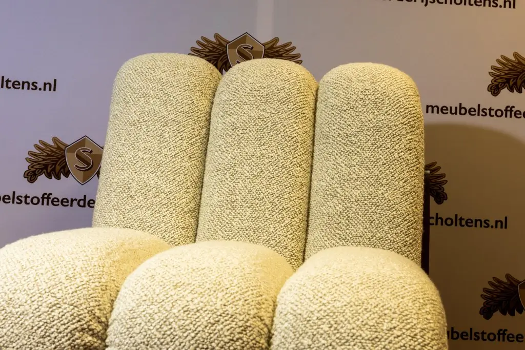 De Humbert & Poyet Théodore fauteuil